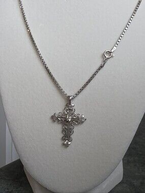 925 Silver Chain With Cross Pendant